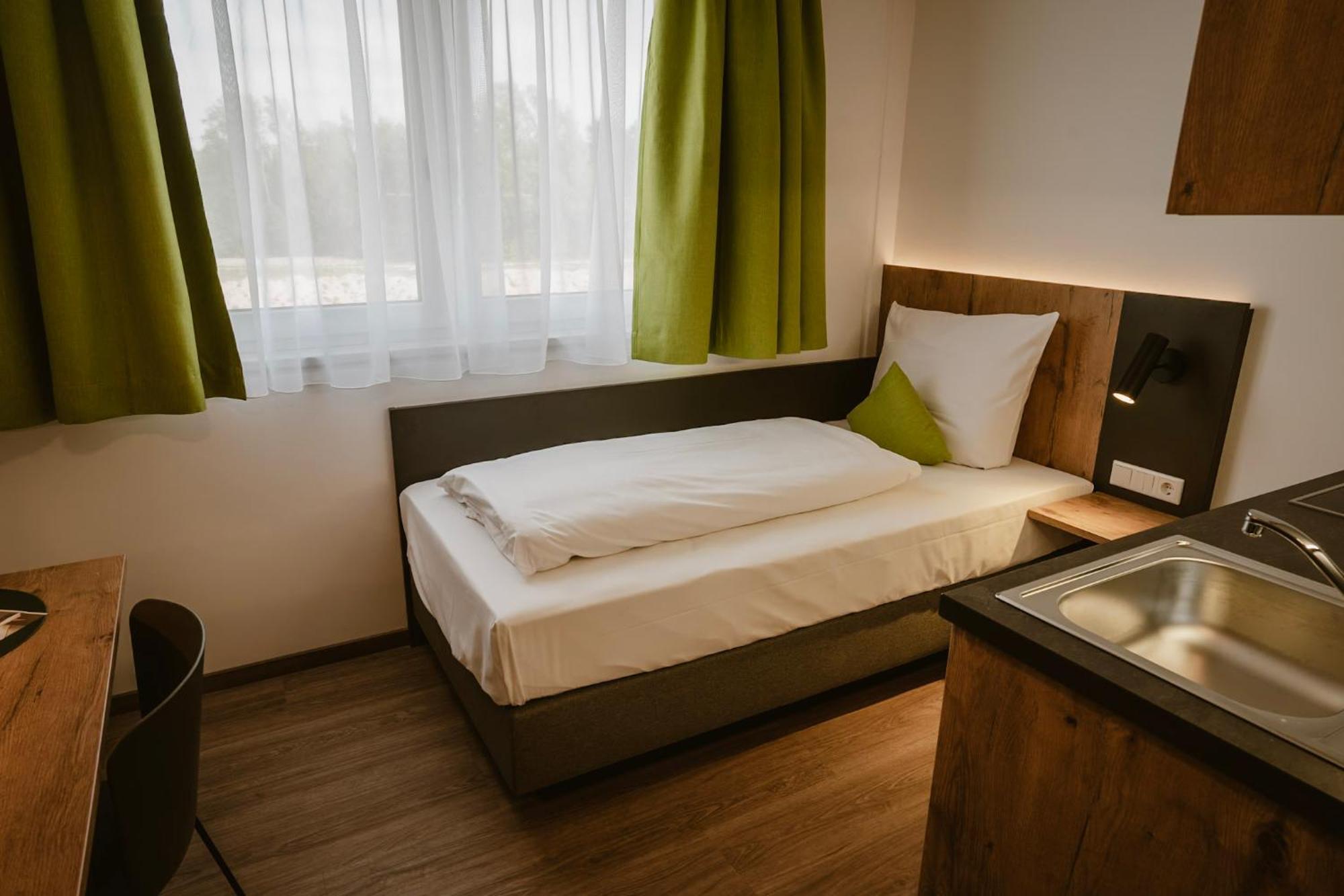 Motel Sleep Inn Toging am Inn 外观 照片