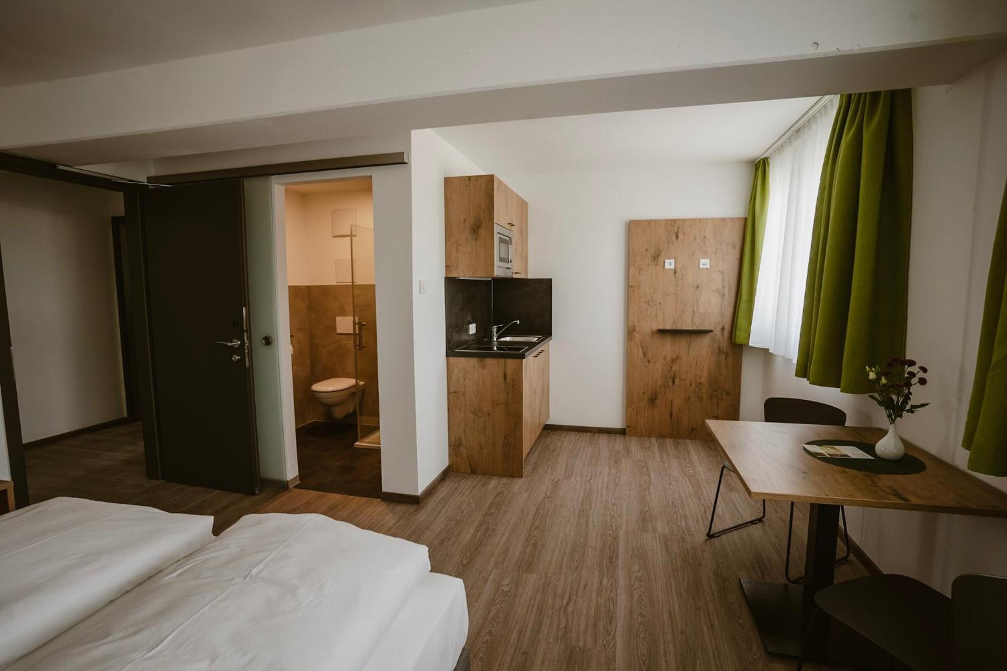Motel Sleep Inn Toging am Inn 外观 照片